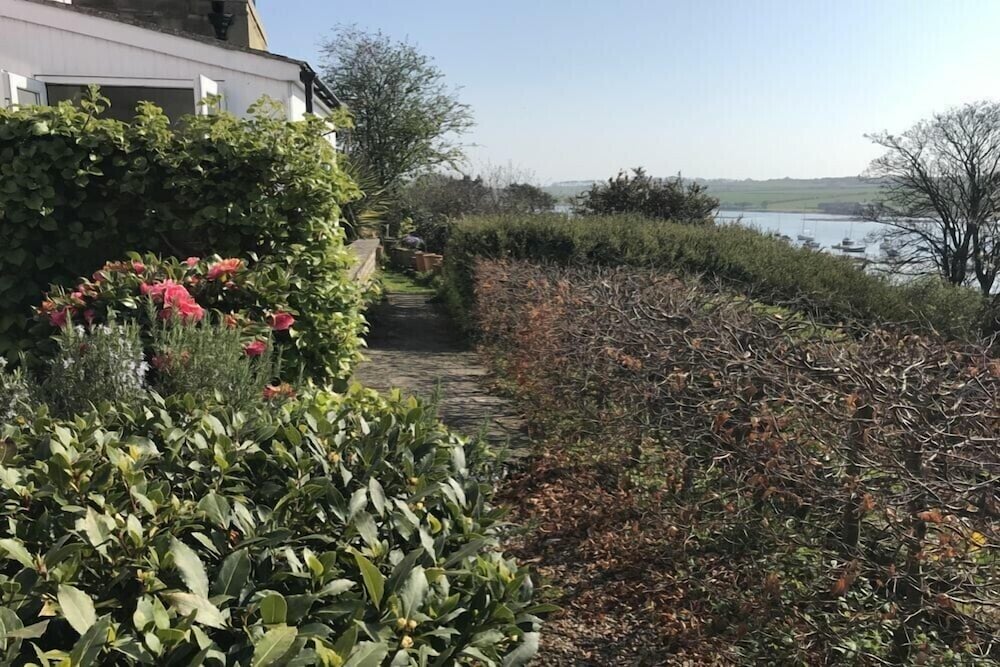 Estuary View