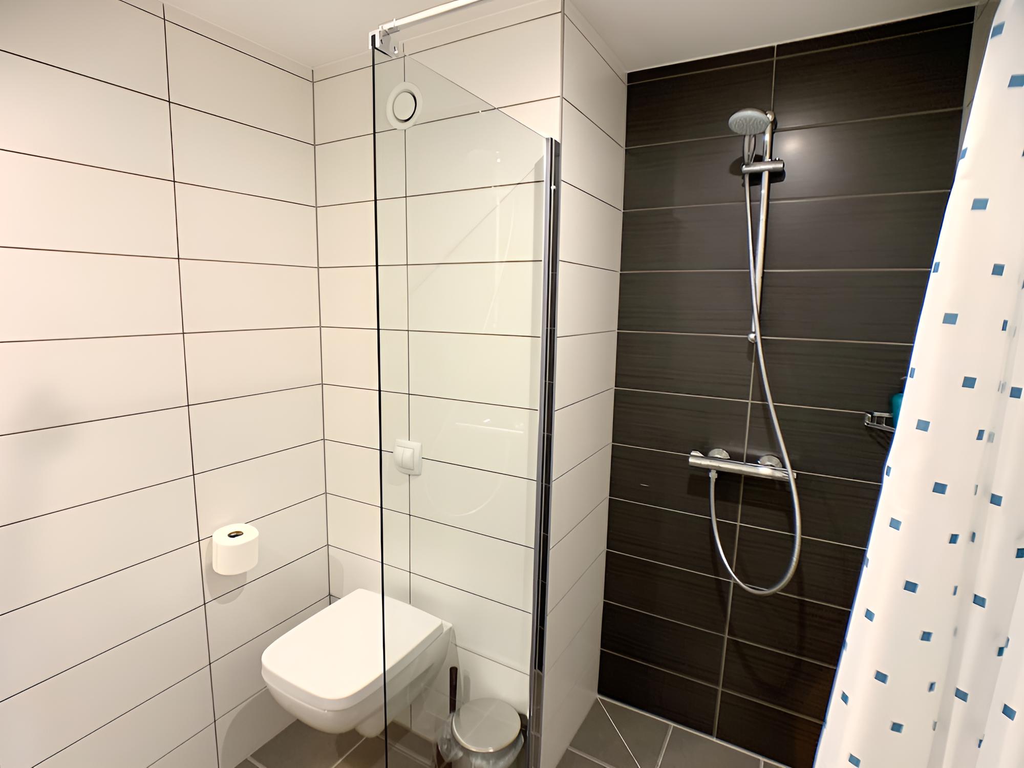 Modern Studio Near Gym & Shopping Mall view 2