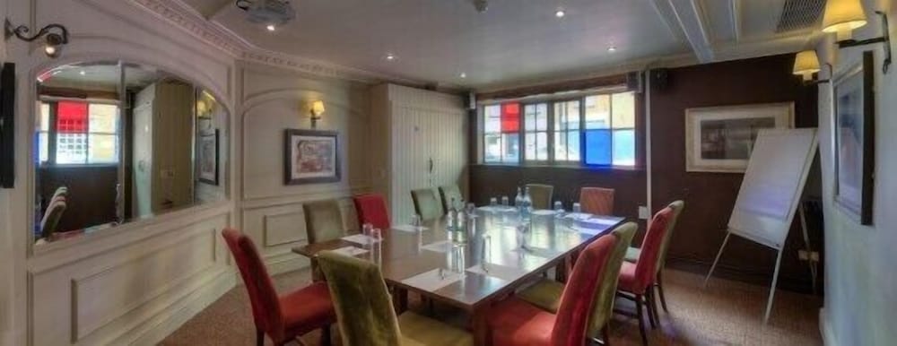 Dog & Partridge Hotel by Chef and Brewer Collection