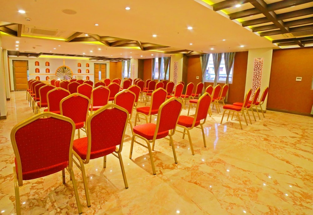 meeting & event spaces