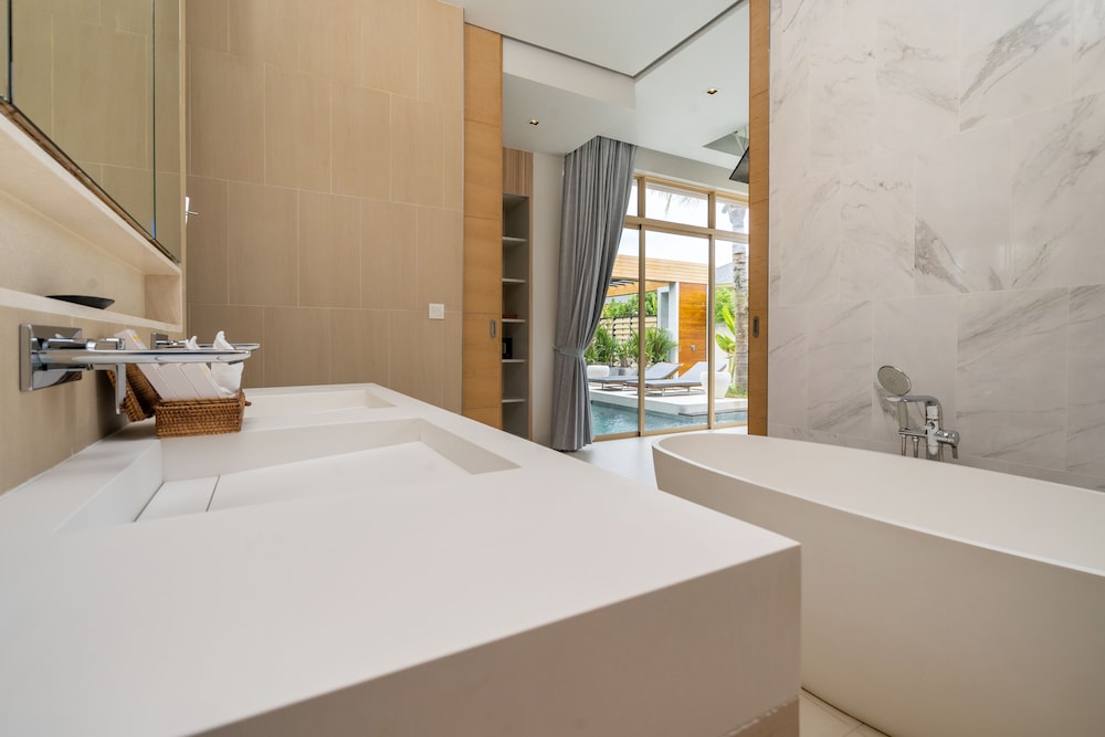 Himmapana Luxury Villas