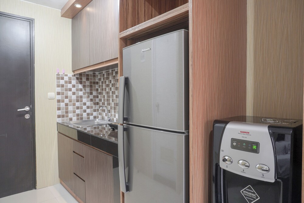 Simply And Homey Studio Apartment At Park View Condominium