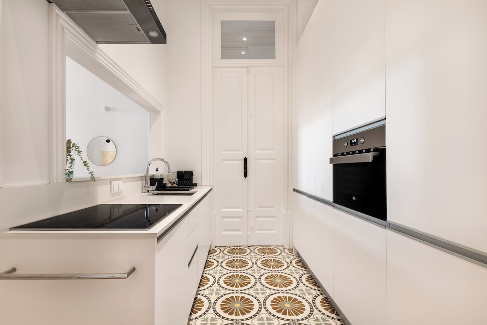 Markes 路 馃 Lovely 1BR Home w/ Sunny Backyard