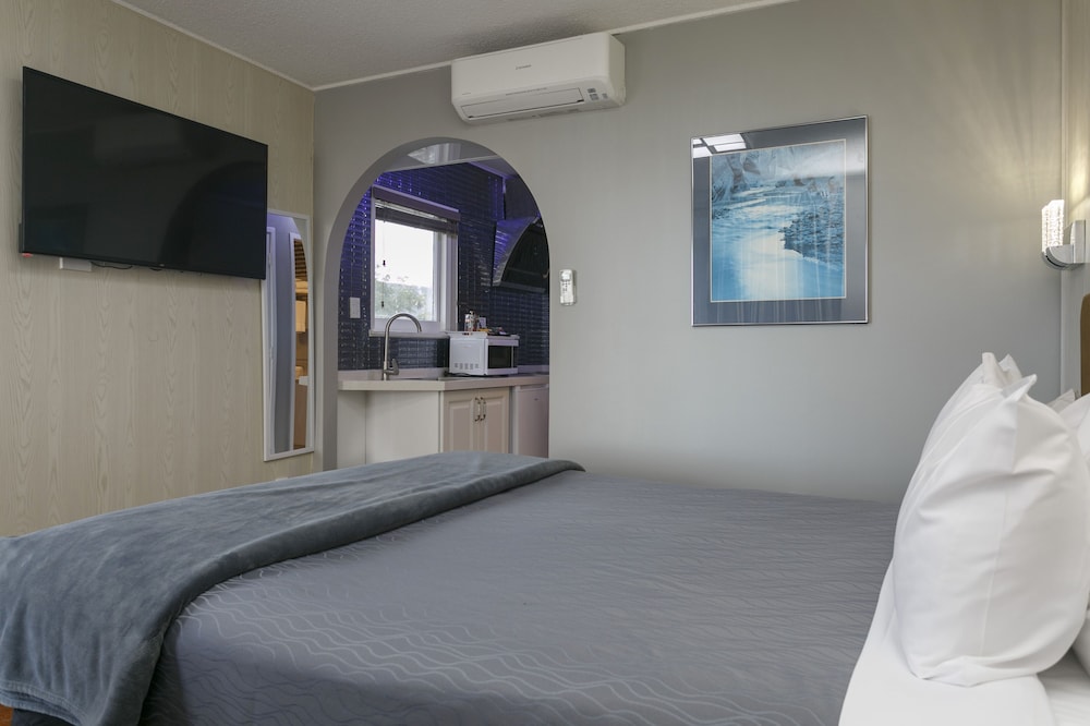 Taupo Thermal Motel & Spa - Adults Only