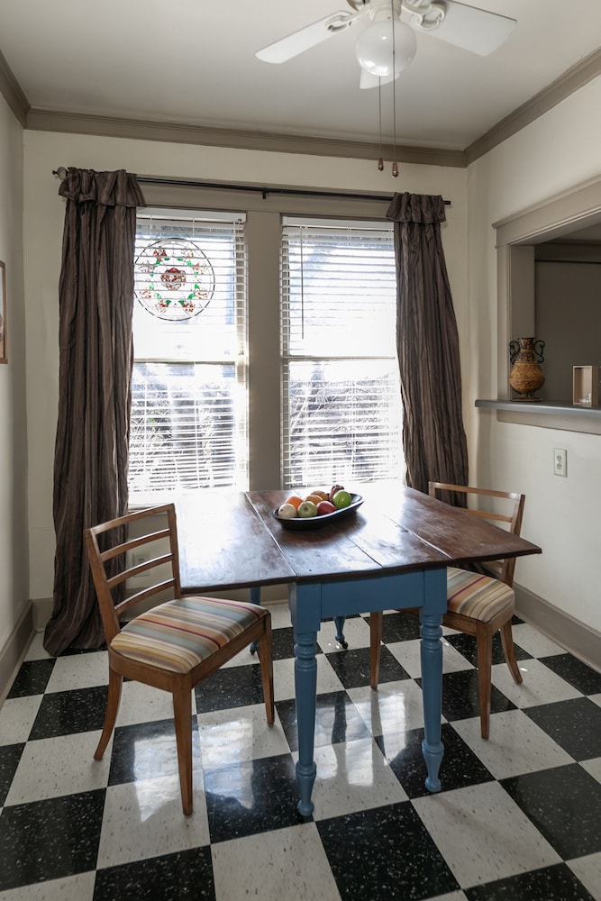 Memphis Belvedere Suites