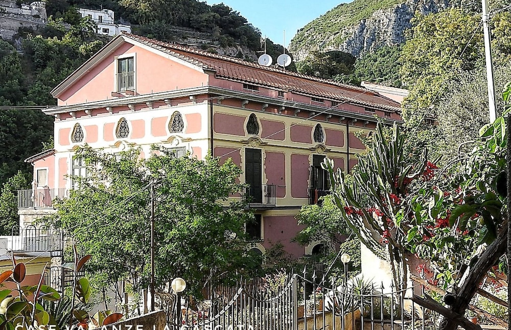 La Cascata Palazzo Pellegrino
