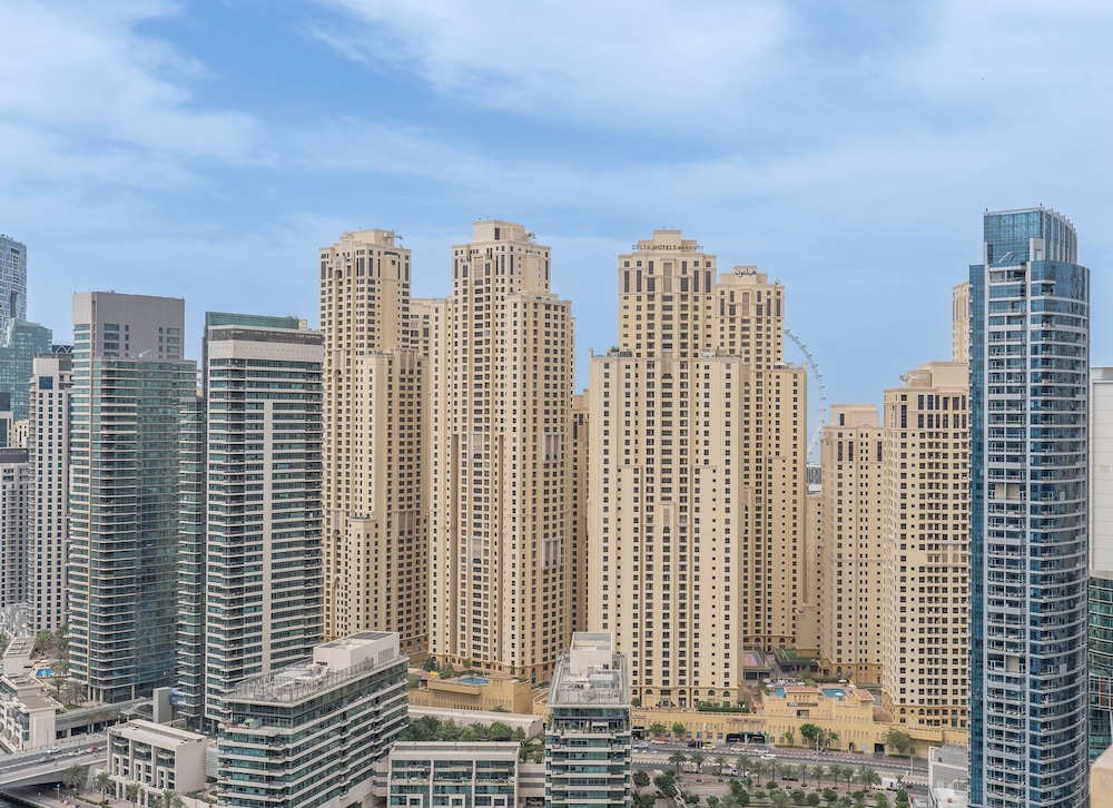 JW Marriott 26th Floor Marina Mall Acces