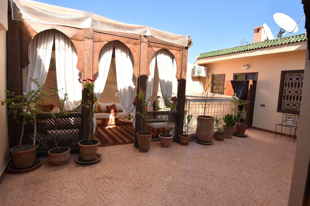 Riad Dar Leuleu