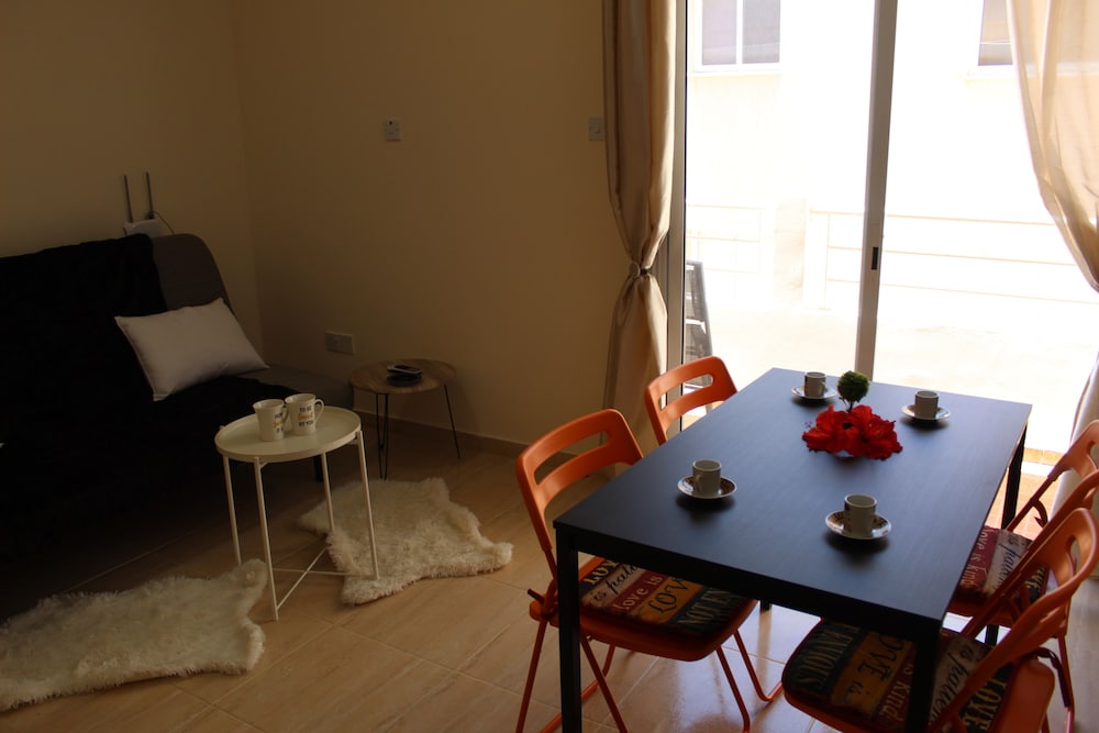 PMP Adamia 208B view 4