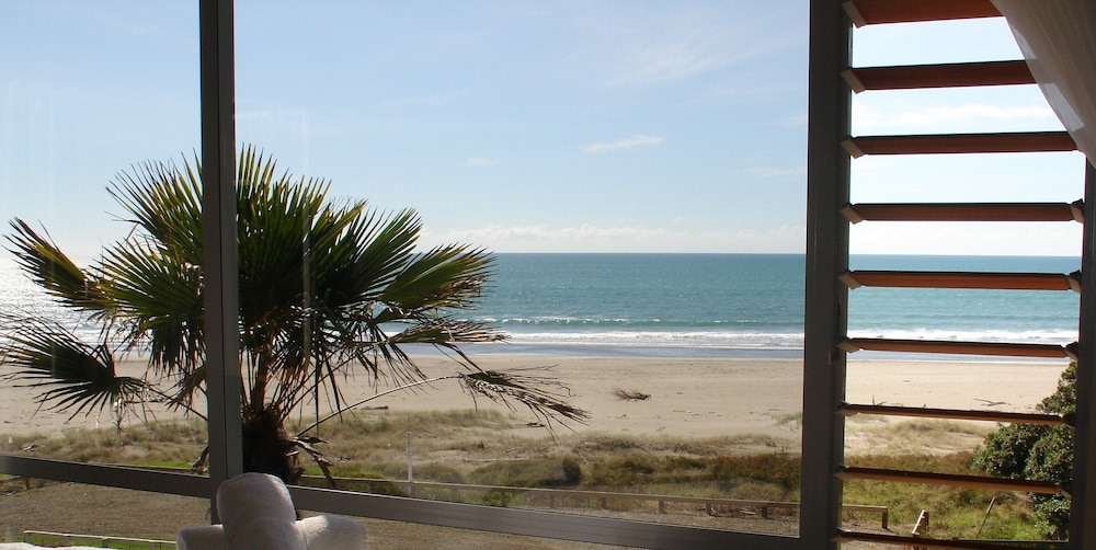 Ohiwa Beach Apartments Motel