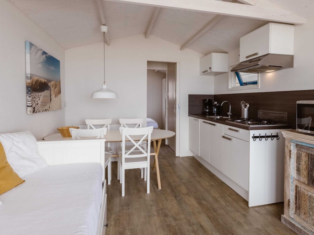 Nice Beach House With Direct sea View, on the North Sea Beach of Wijk aan Zee view 4