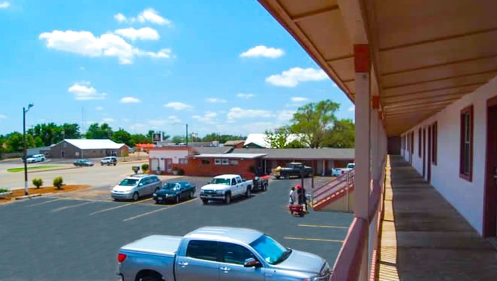 American Inn And Suites Childress view 4