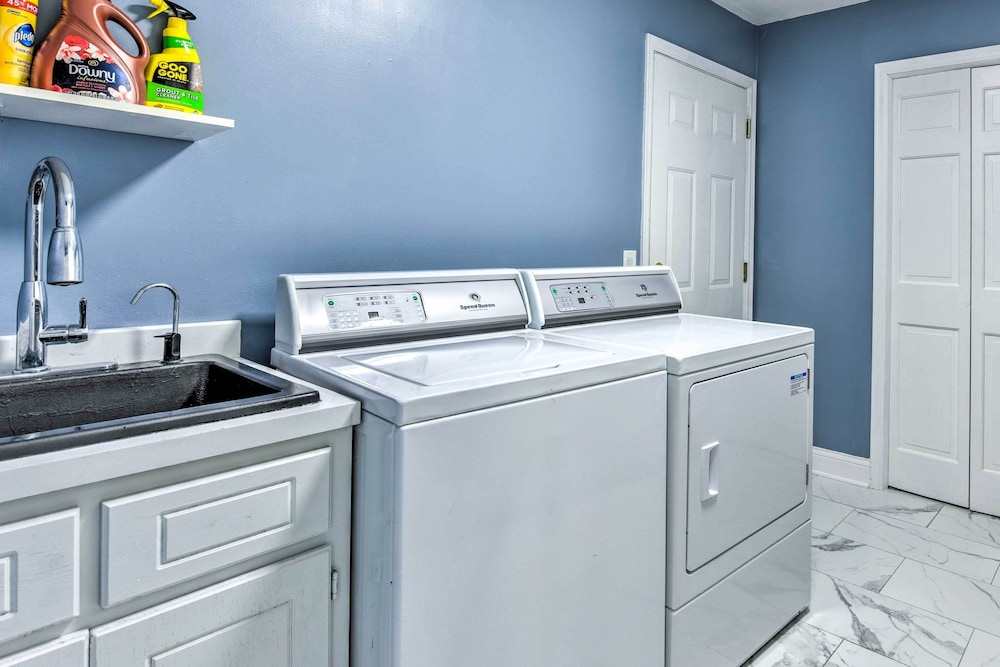 Pet-friendly Maple Grove Gem w/ Private Yard! - Property Image 14
