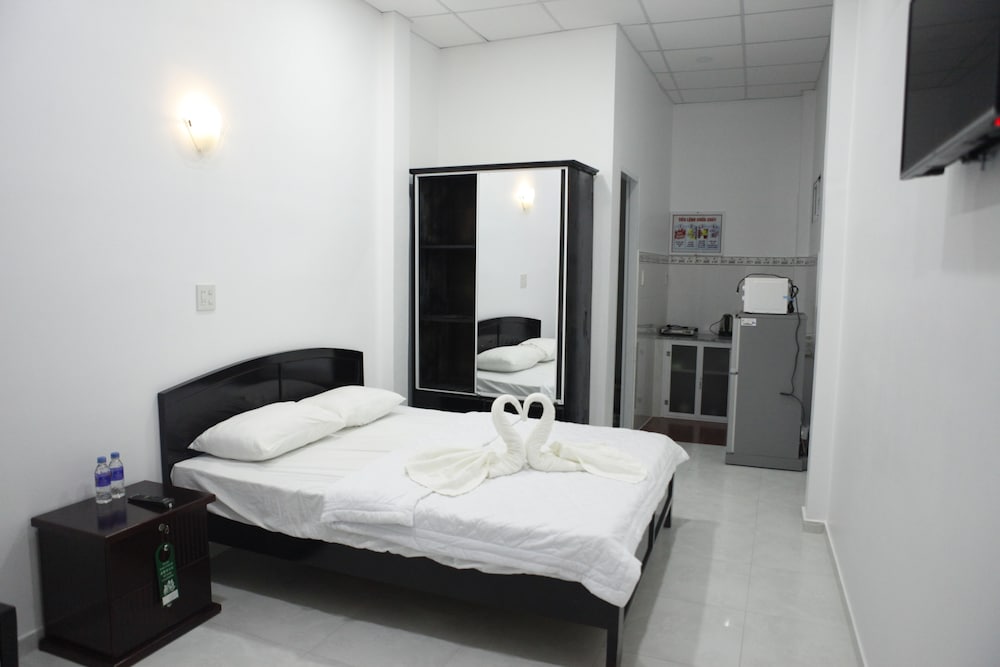 Van Nguyen Minihouse