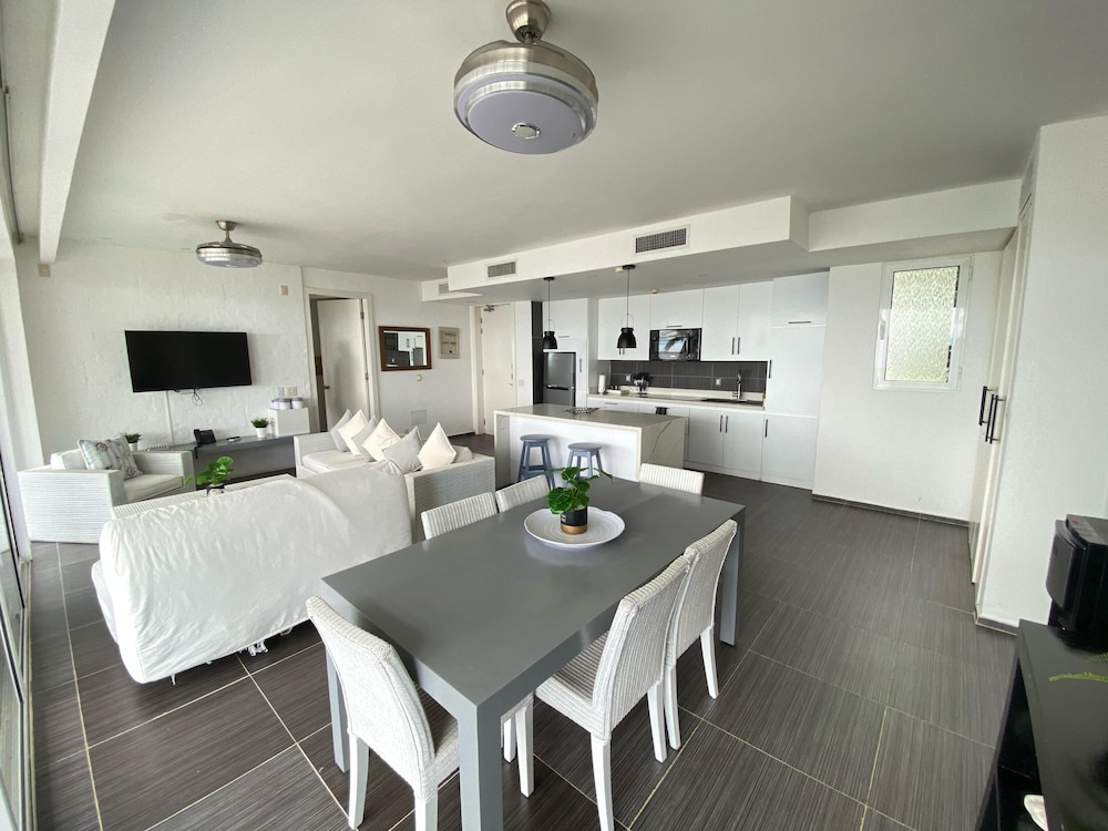 APARTAMENTO VISTA MARE 9-202