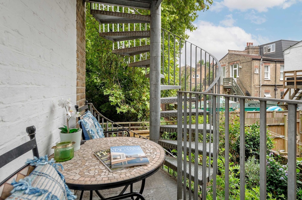 Modern 2 bed Flat - Hammersmith Grove