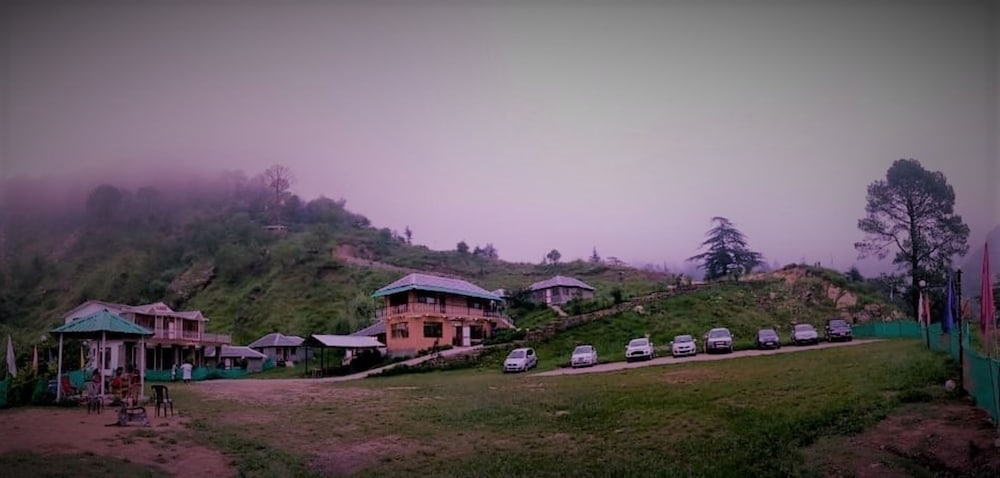 GenX Great Himalayan Resort