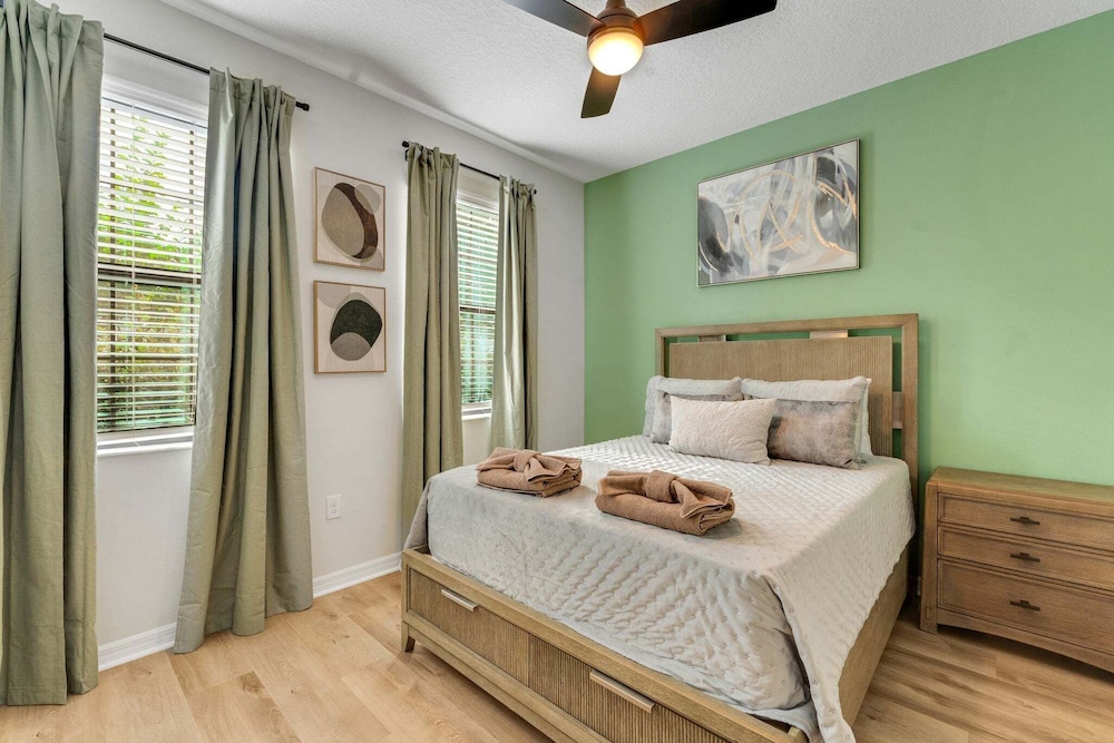 2311vd-providence 5 Bedroom Home
