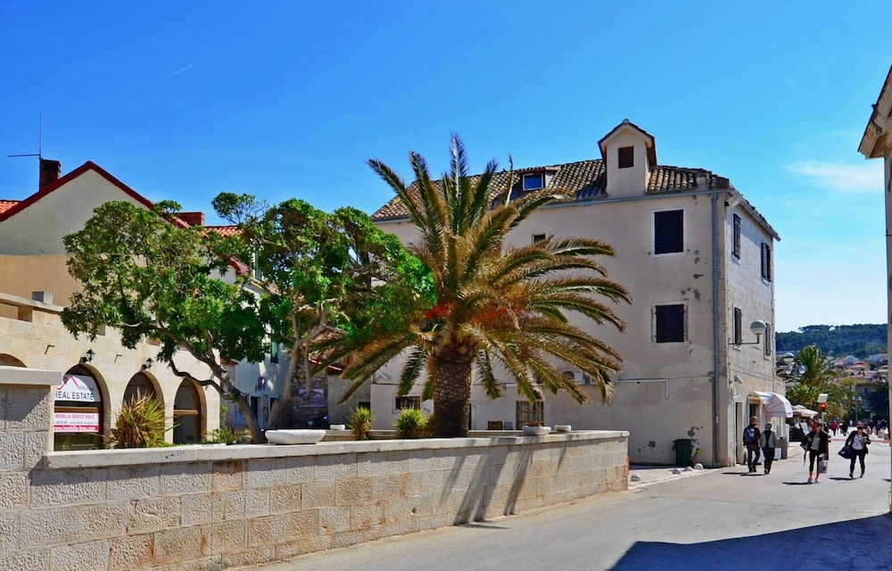 A2 - Cozy Apartment, Best Location in Supetar view 3