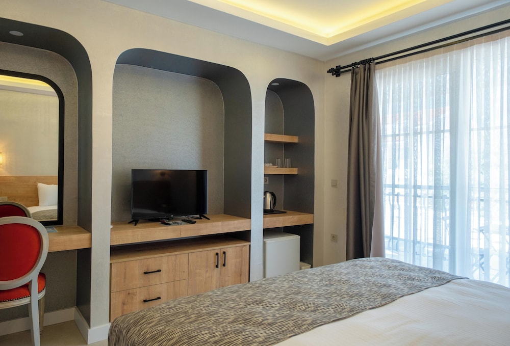 Sea Breeze Otel & Daireler - Image 17
