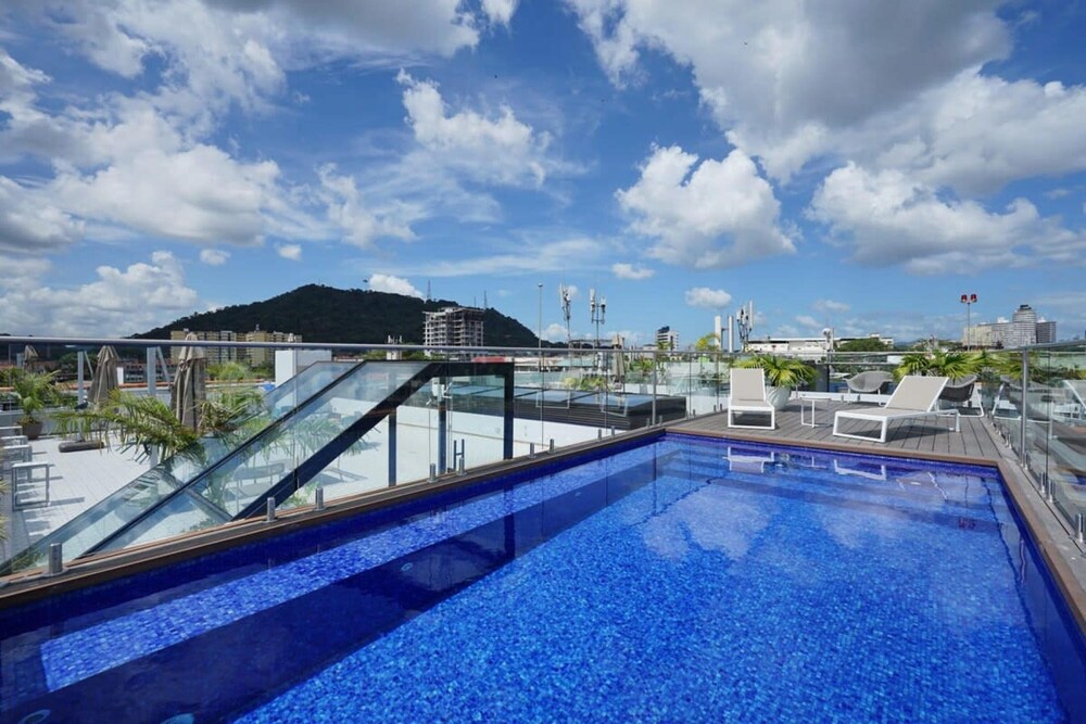 w Fantastic 2BR in Casco Viejo view 5