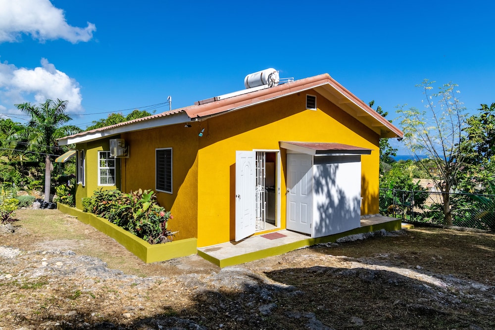 St Mary Mins Away From Ocho Rios 2 bed Ocean View Villa