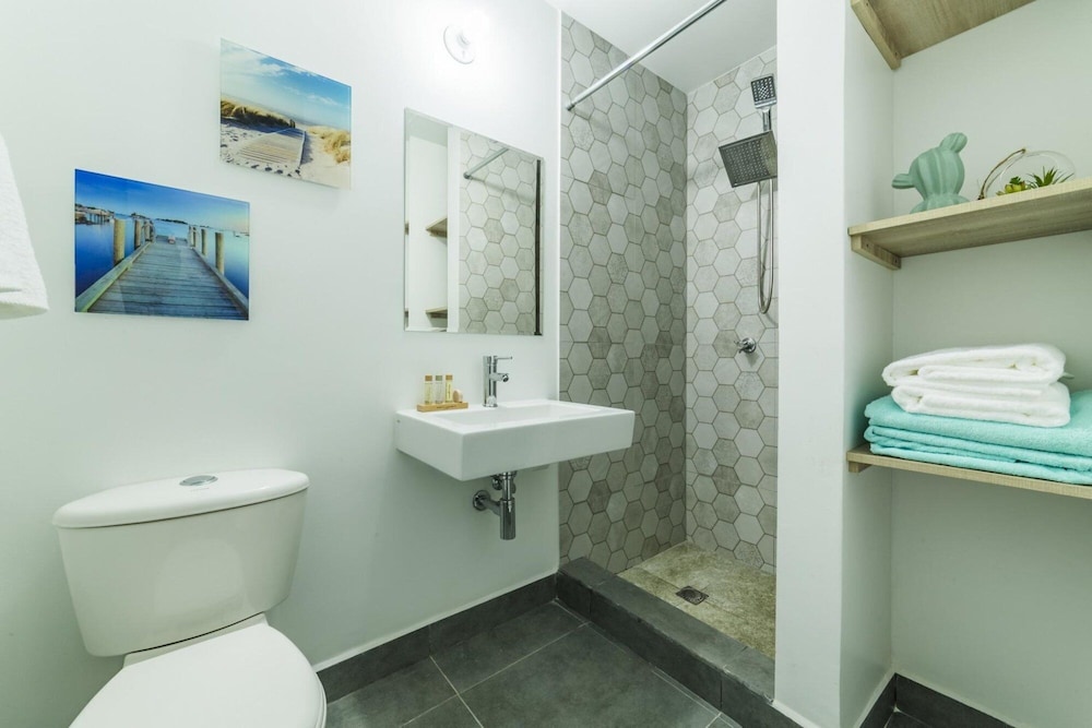 Turibana Plaza Suite 5 w Balcony