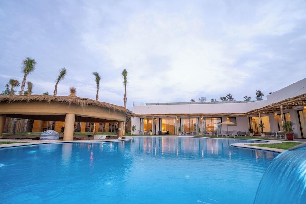 Villa PurSang Marrakech – Villa Privée de Luxe avec Hammam, Spa et Jardin