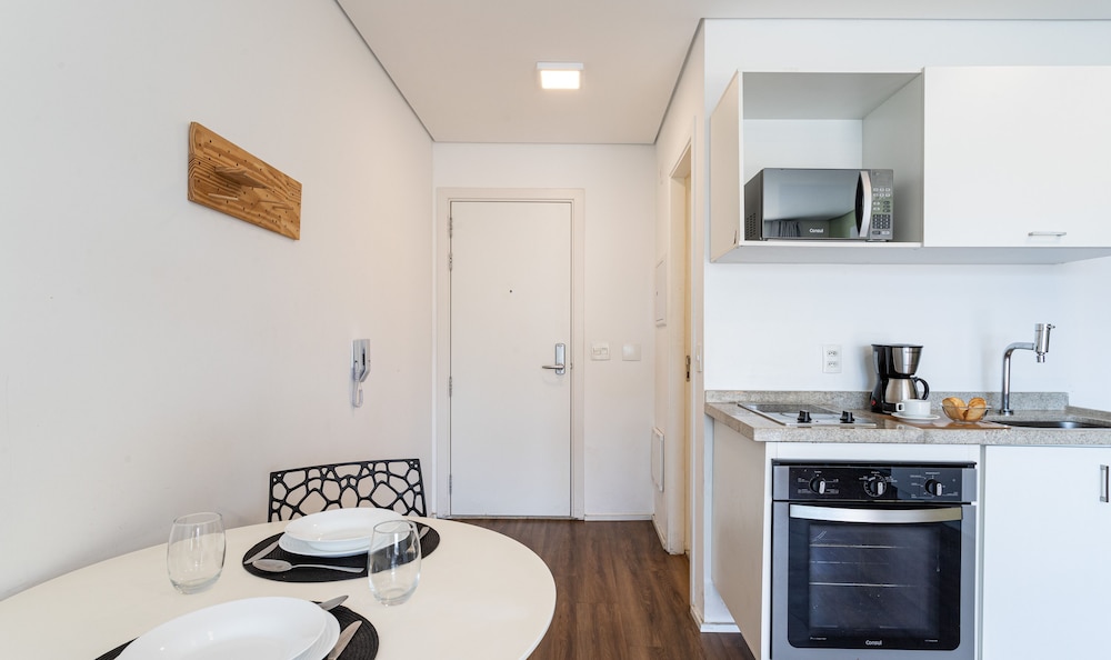 Setin Downtown Genebra by Viva - Apartamentos completos na Bela Vista com piscina