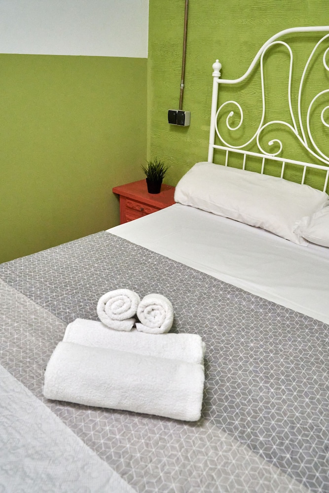 LOFT HOSTAL Group 99