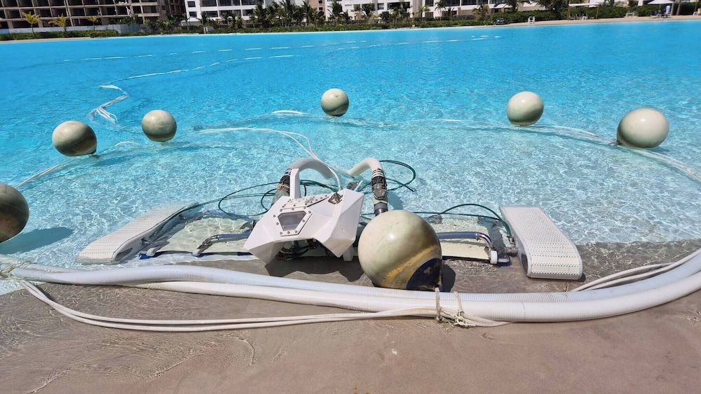 Luxury Beach Penthouse Jacuzzi & Lagoon View