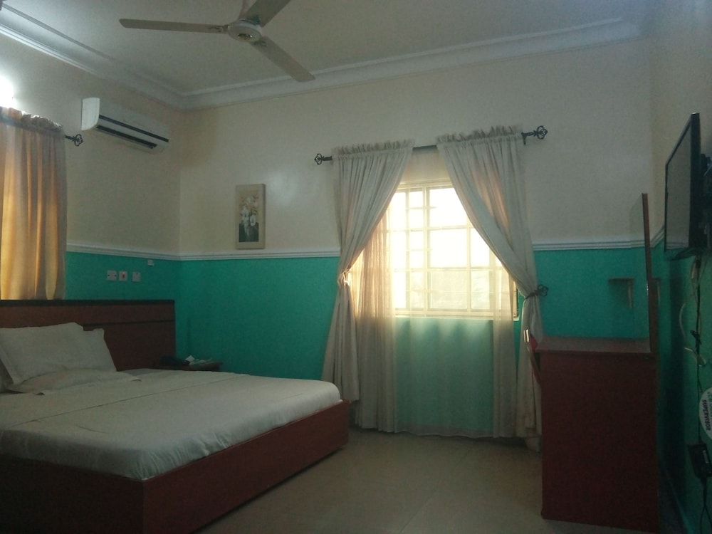 Jem Guest House