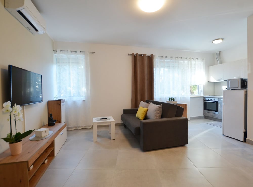 Stylish and Modern Rovinj Apartment