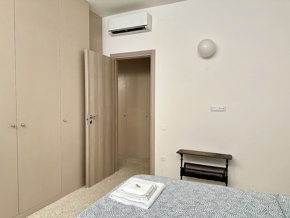 Navigli Apartments