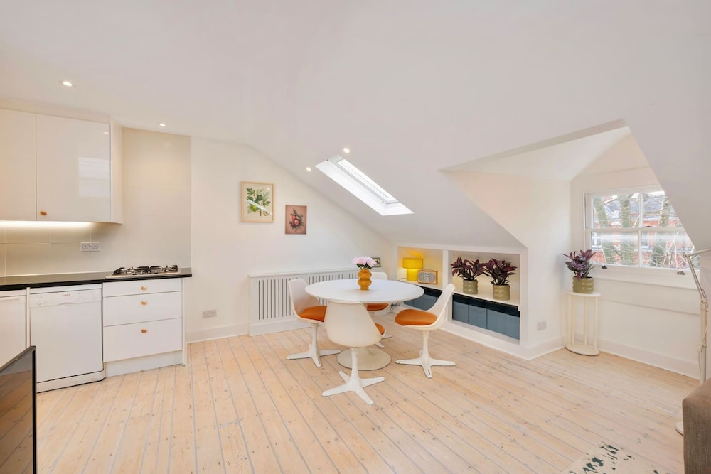 Luxury Penthouse in Maida Vale With Fast Wi-fi