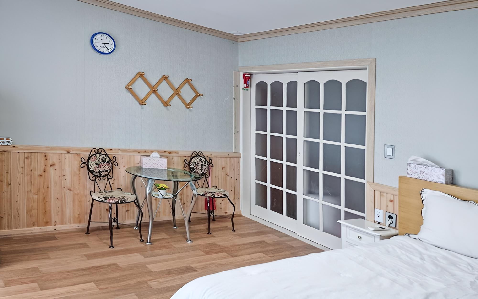 Yangyang Muhak Motel view 5