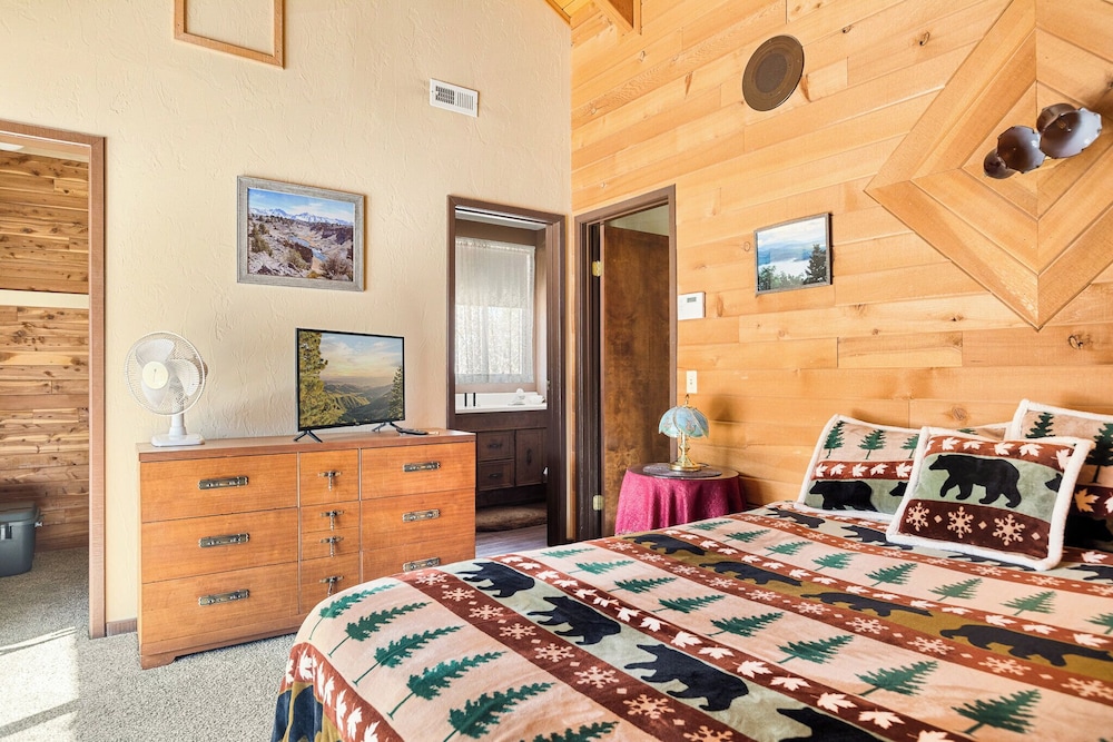 Blue Jay Chalet Unit#5 view 3