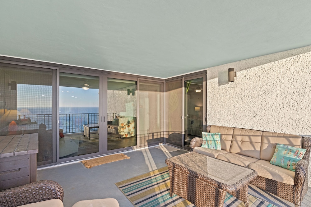 Watercrest Waves! Beachfront 2br/2ba Condo, Sleeps 8, Stunning Gulf Views!