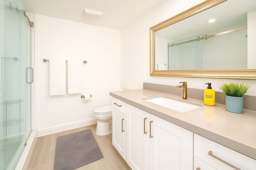 Allura Palm Desert Modern Ironwood Country Club 2BR