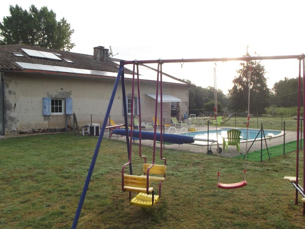Photo 19