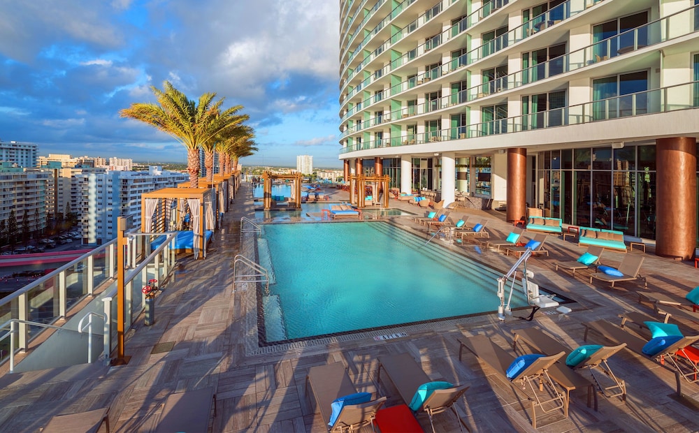 Lyfe Beach Resort - Image 4