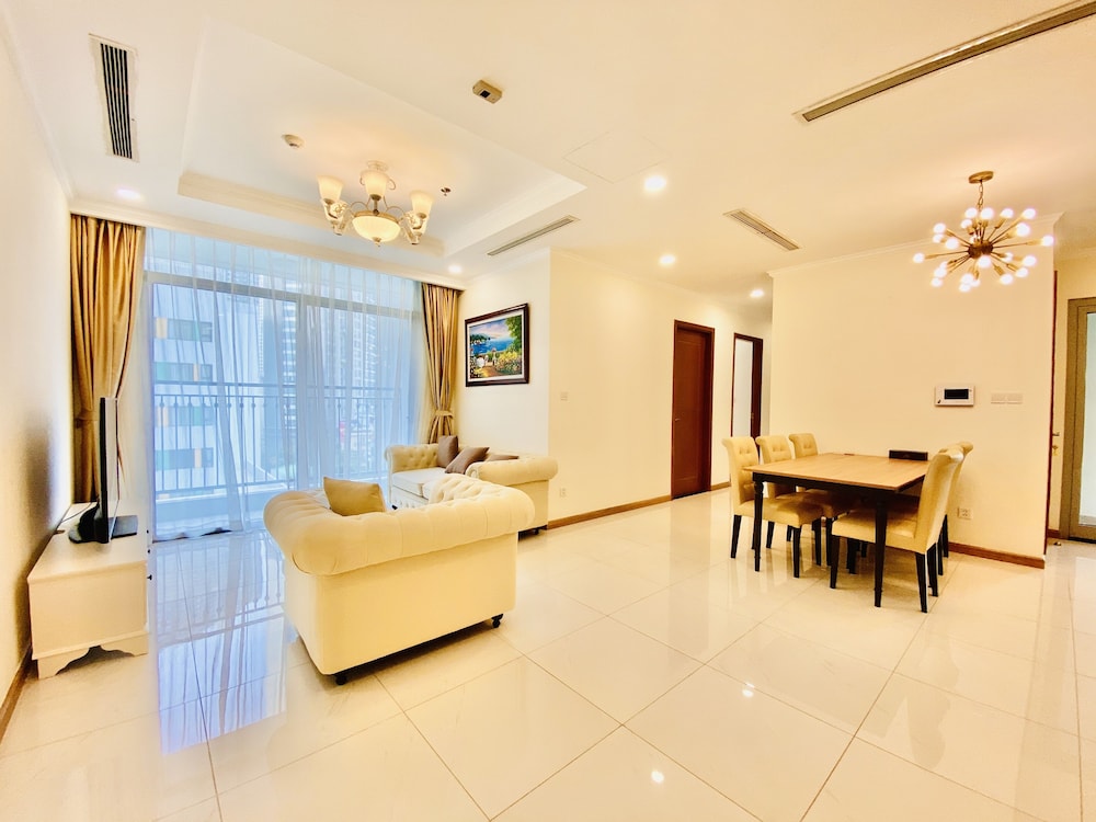 Wow! Homes by Christine - Vinhomes Luxury