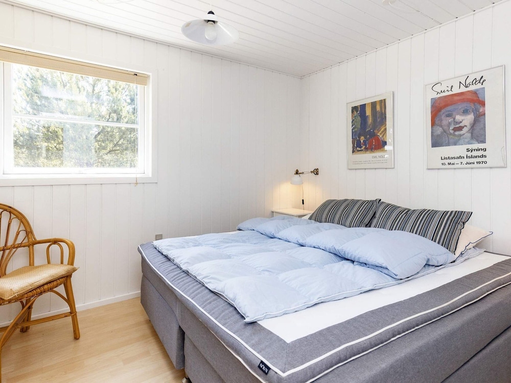 7 Person Holiday Home in Blavand view 5