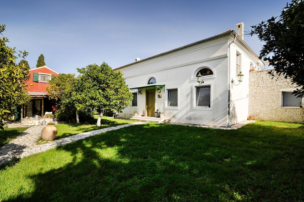 Portico Verde Private Villa With Pool Corfu