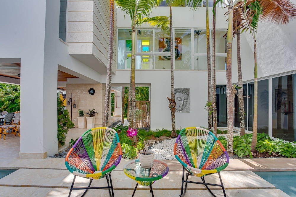 Spectacular 6 BR Luxury Villa in Punta Cana