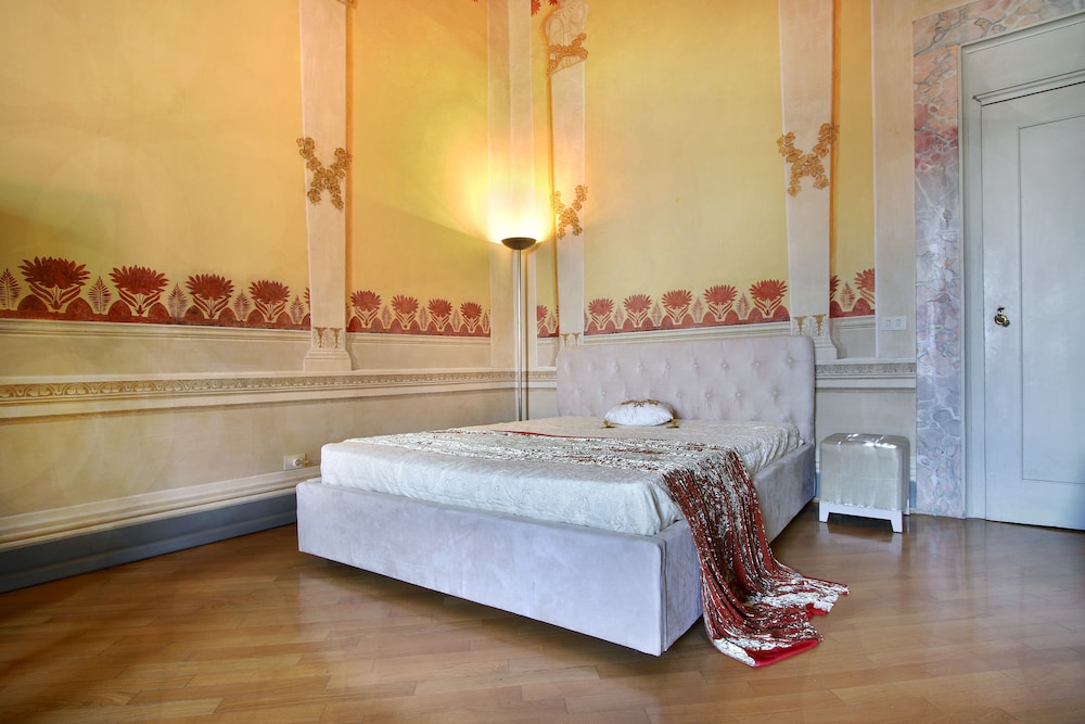 Palazzo Tolomei - Residenza d'Epoca