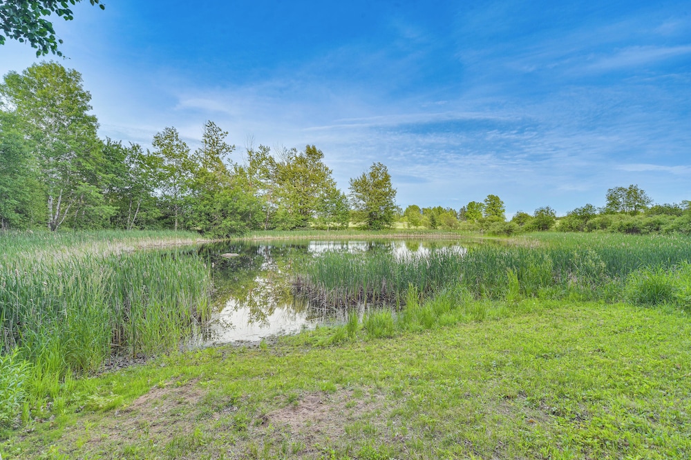 Authentic Log Cabin w/ Private Pond in Glidden