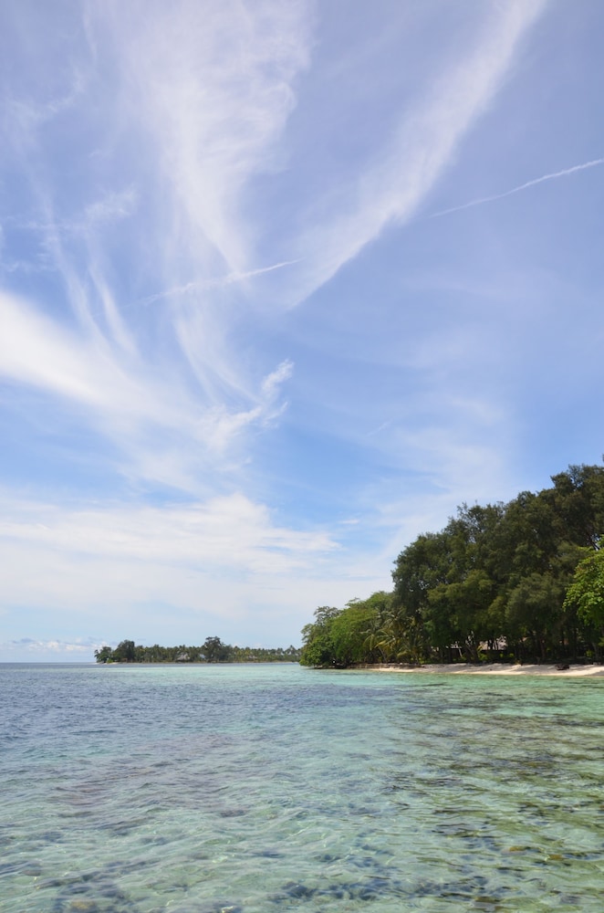 Pulau Pelangi Resort