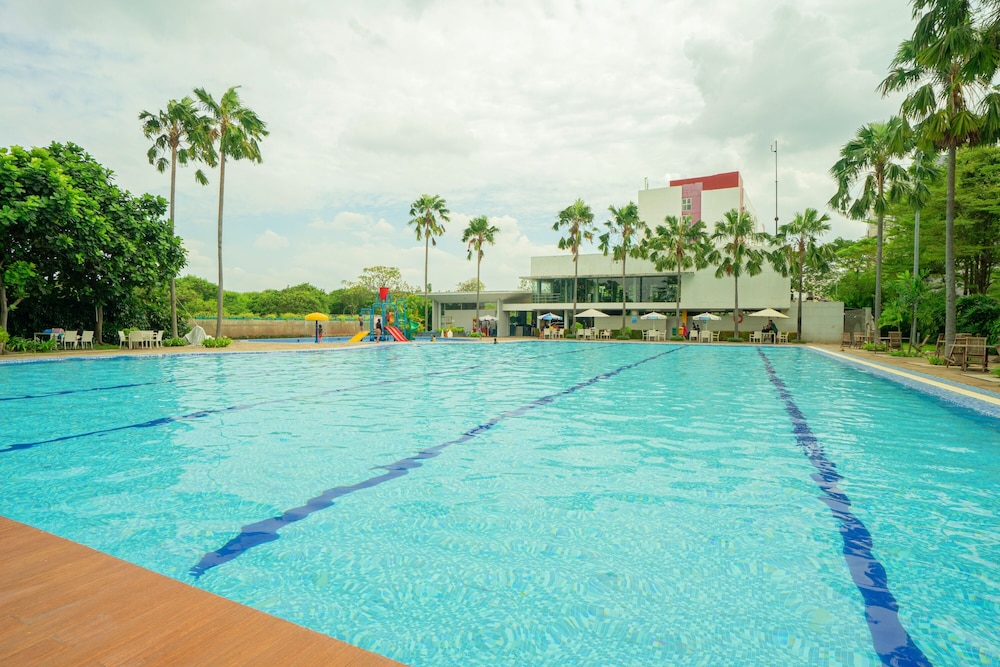 DREAM INN Aeropolis By Reccoma