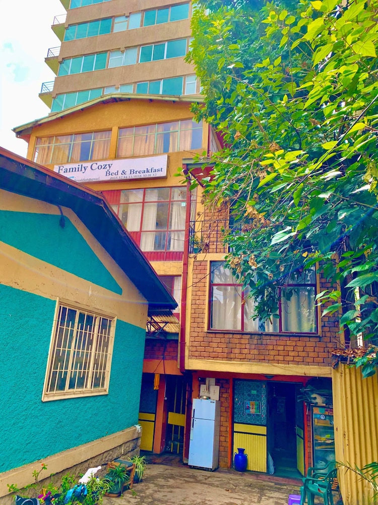 Family Cozy Bed & Breakfast